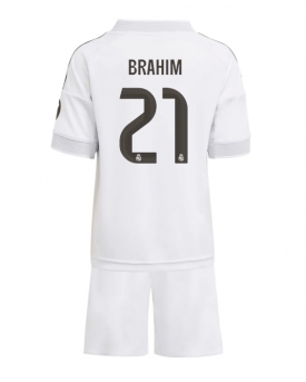 Billige Fotballdrakt Real Madrid Brahim Diaz #21 Replika Hjemmedraktsett Barn 2025-26 Kortermet (med bukser)